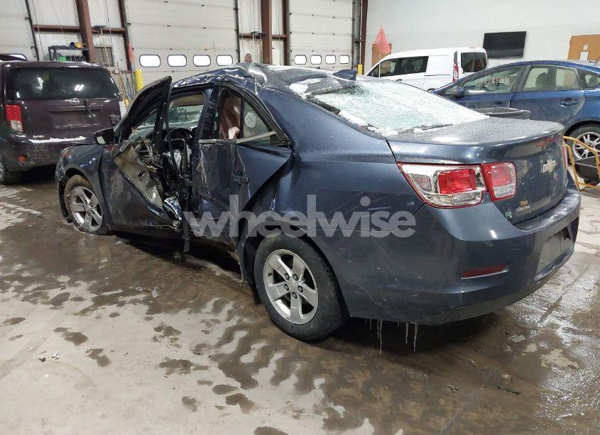 Photo 3 of 2015 Chevrolet Malibu 1LT (VIN 1G11C5SL4FF287082)