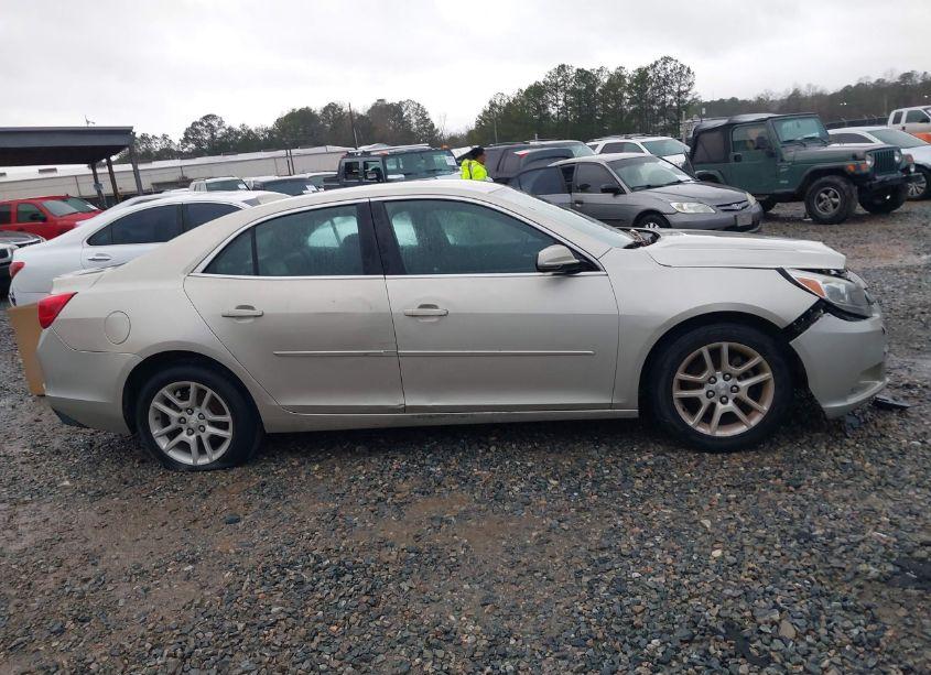 Photo 13 of 2015 Chevrolet Malibu 1LT (VIN 1G11C5SL4FF297191)