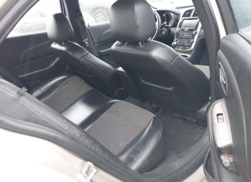 Photo 8 of 2015 Chevrolet Malibu 1LT (VIN 1G11C5SL4FF297191)