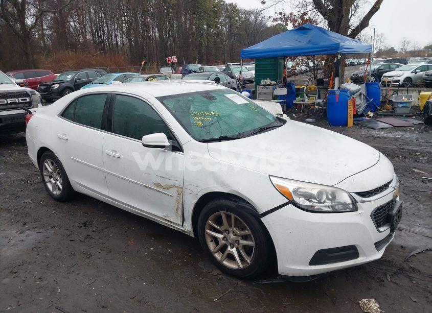Photo 13 of 2015 Chevrolet Malibu 1LT (VIN 1G11C5SL4FF300655)