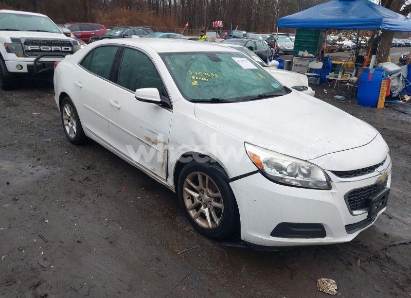 Photo 6 of 2015 Chevrolet Malibu 1LT (VIN 1G11C5SL4FF300655)