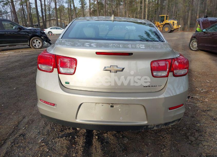 Photo 16 of 2015 Chevrolet Malibu 1LT (VIN 1G11C5SL4FF323126)