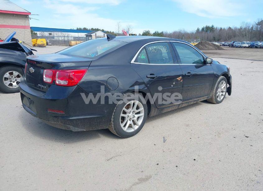 Photo 4 of 2015 Chevrolet Malibu 1LT (VIN 1G11C5SL4FF323594)