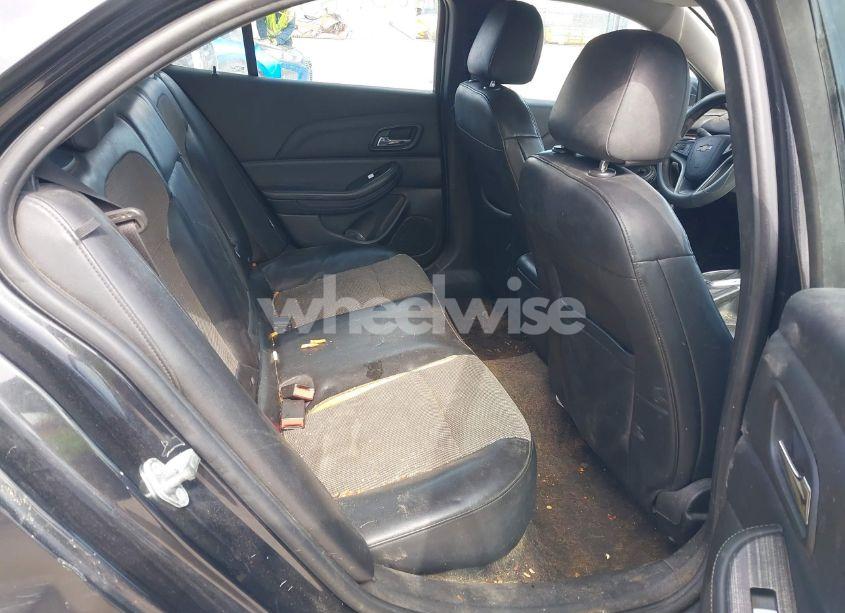 Photo 8 of 2015 Chevrolet Malibu 1LT (VIN 1G11C5SL4FF323594)