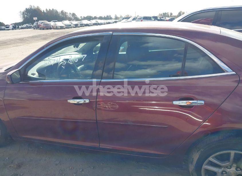 Photo 14 of 2015 Chevrolet Malibu 1LT (VIN 1G11C5SL4FF349550)