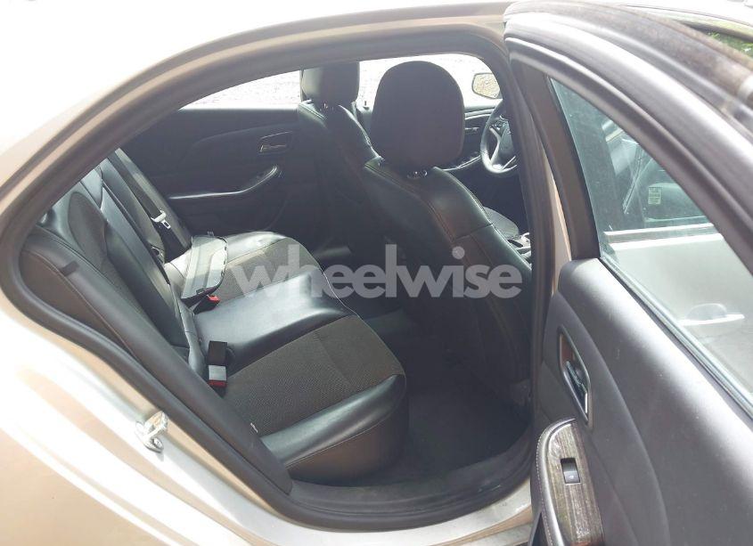 Photo 8 of 2015 Chevrolet Malibu 1LT (VIN 1G11C5SL4FF351783)