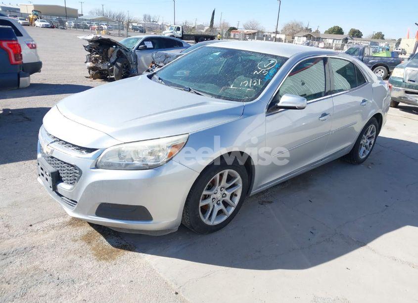 Photo 2 of 2015 Chevrolet Malibu 1LT (VIN 1G11C5SL4FU149828)