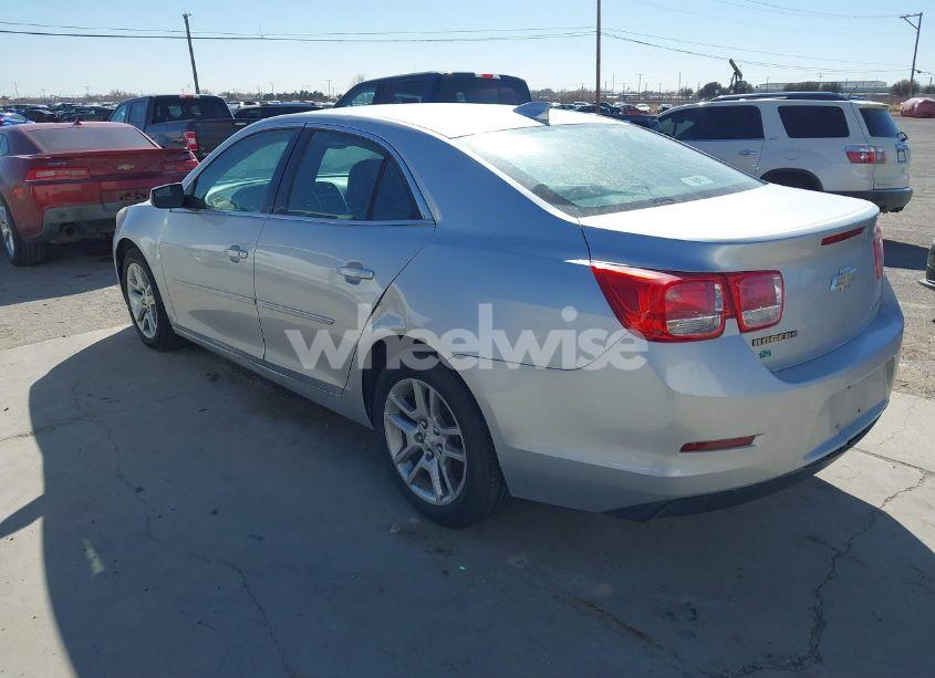 Photo 3 of 2015 Chevrolet Malibu 1LT (VIN 1G11C5SL4FU149828)
