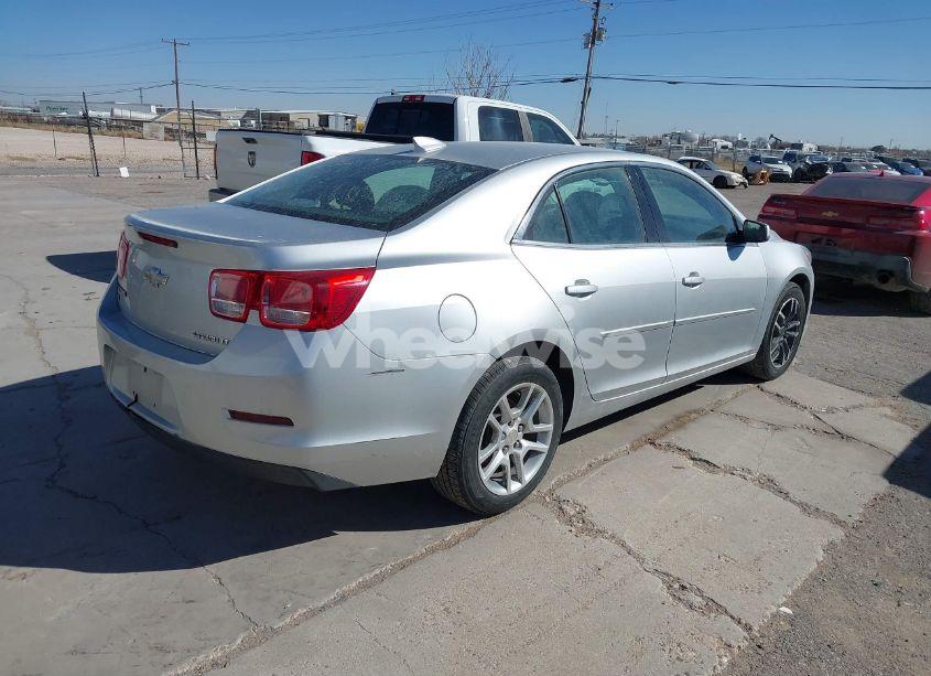 Photo 4 of 2015 Chevrolet Malibu 1LT (VIN 1G11C5SL4FU149828)