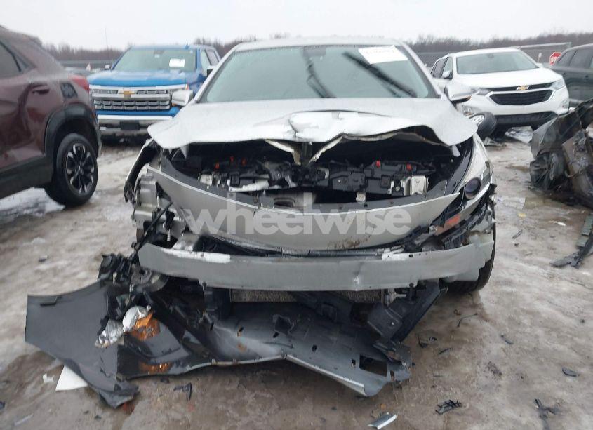 Photo 12 of 2015 Chevrolet Malibu 1LT (VIN 1G11C5SL4FU153345)