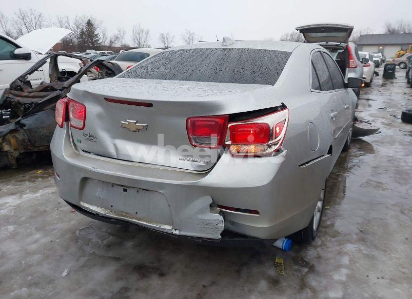 Photo 4 of 2015 Chevrolet Malibu 1LT (VIN 1G11C5SL4FU153345)