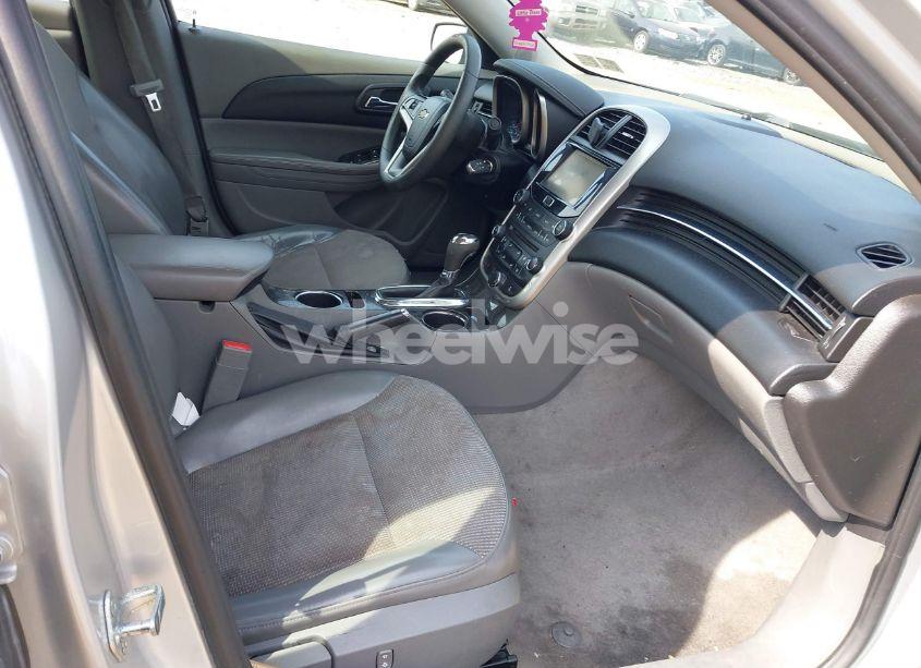 Photo 5 of 2014 Chevrolet Malibu 1LT (VIN 1G11C5SL5EF109812)