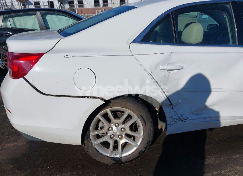 Photo 6 of 2014 Chevrolet Malibu 1LT (VIN 1G11C5SL5EF251383)