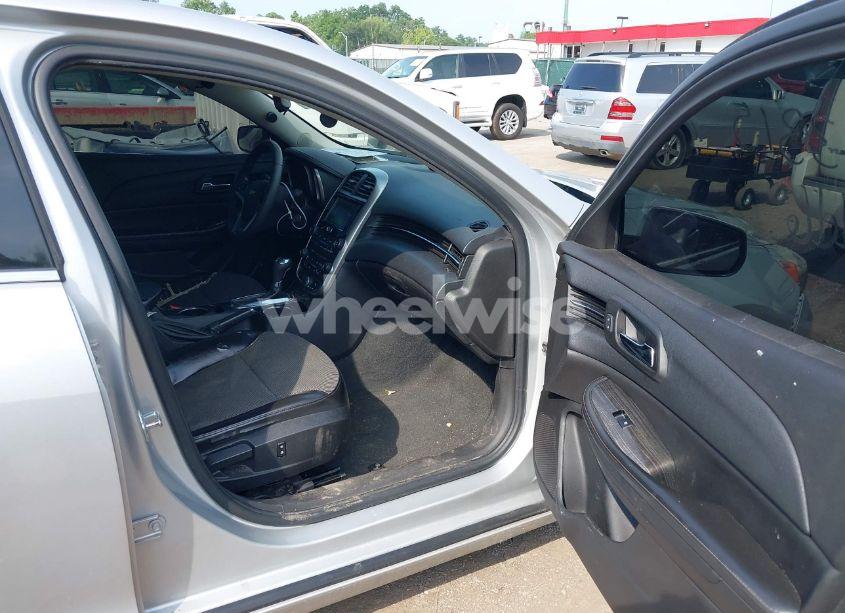 Photo 5 of 2014 Chevrolet Malibu 1LT (VIN 1G11C5SL5EF268149)