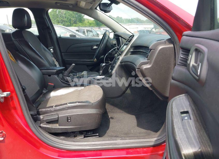 Photo 5 of 2014 Chevrolet Malibu 1LT (VIN 1G11C5SL5EF270984)