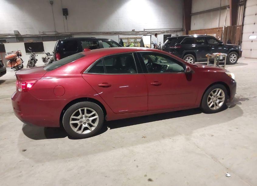 Photo 4 of 2014 Chevrolet Malibu 1LT (VIN 1G11C5SL5EF281743)