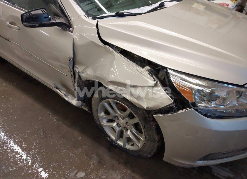 Photo 14 of 2014 Chevrolet Malibu 1LT (VIN 1G11C5SL5EF302218)