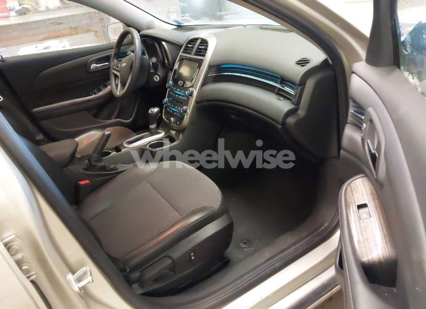Photo 5 of 2014 Chevrolet Malibu 1LT (VIN 1G11C5SL5EF302218)