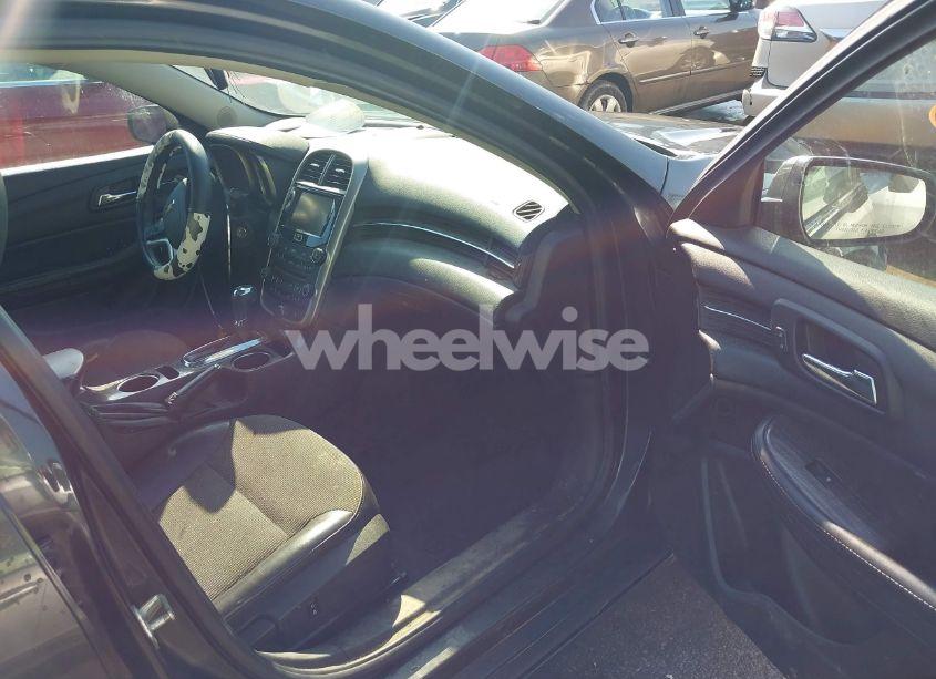 Photo 5 of 2014 Chevrolet Malibu 1LT (VIN 1G11C5SL5EF304048)