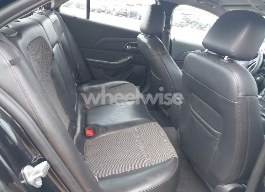 Photo 8 of 2015 Chevrolet Malibu 1LT (VIN 1G11C5SL5FF100514)
