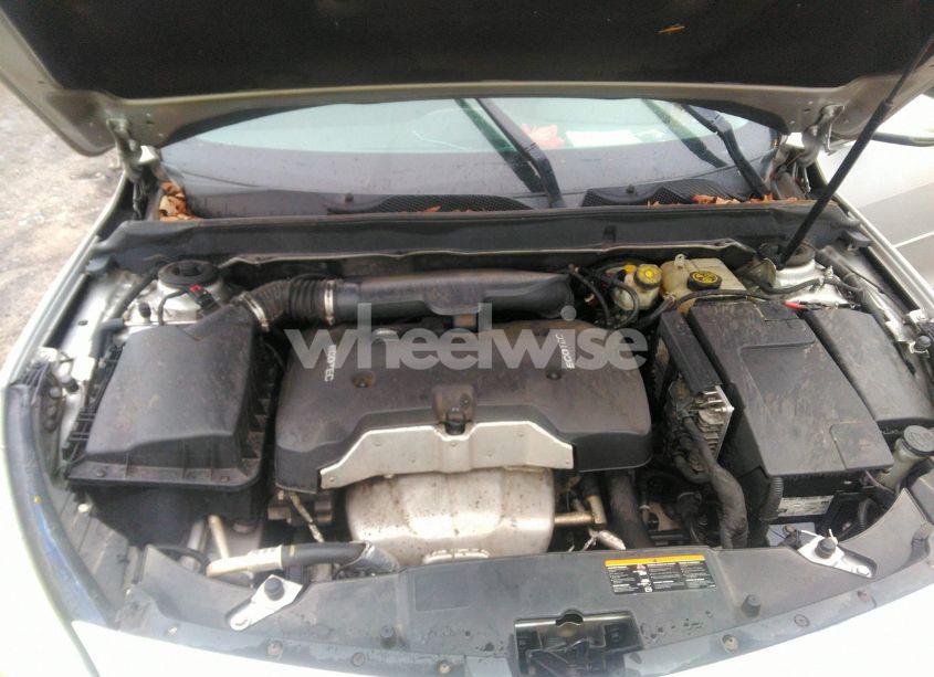 Photo 10 of 2015 Chevrolet Malibu 1LT (VIN 1G11C5SL5FF101971)