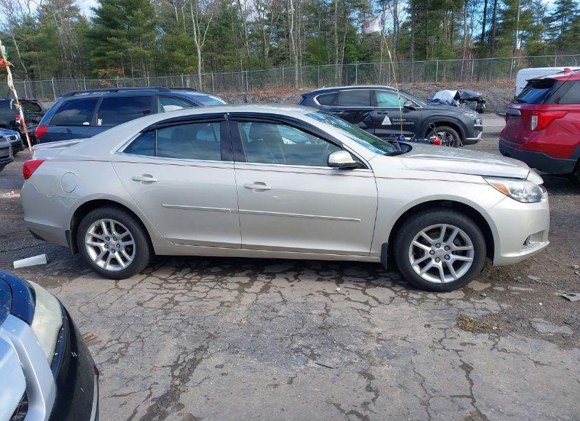 Photo 13 of 2015 Chevrolet Malibu 1LT (VIN 1G11C5SL5FF103221)