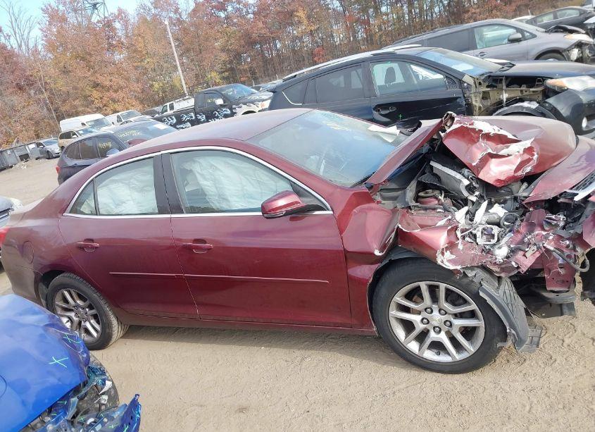 Photo 13 of 2015 Chevrolet Malibu 1LT (VIN 1G11C5SL5FF110220)