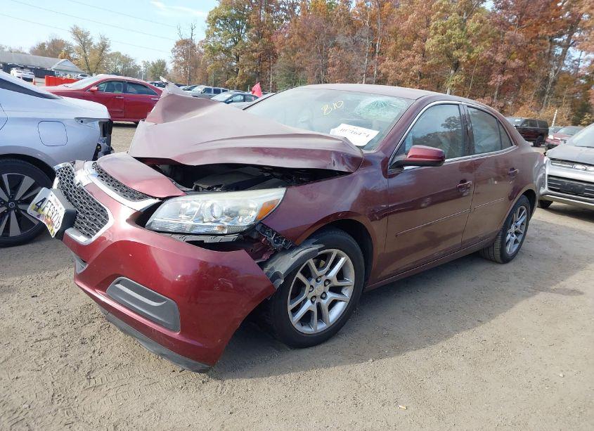 Photo 2 of 2015 Chevrolet Malibu 1LT (VIN 1G11C5SL5FF110220)
