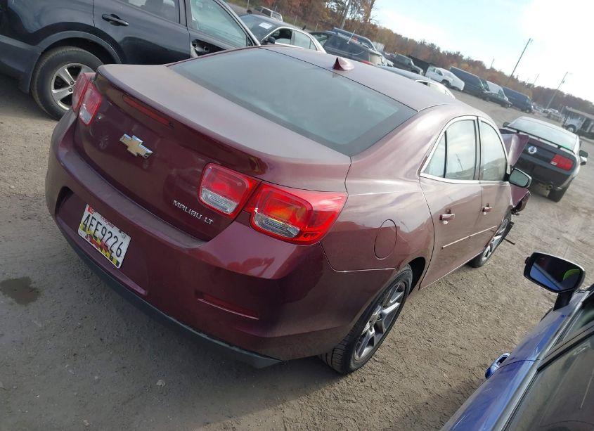Photo 4 of 2015 Chevrolet Malibu 1LT (VIN 1G11C5SL5FF110220)