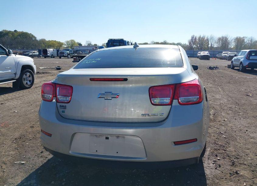 Photo 16 of 2015 Chevrolet Malibu 1LT (VIN 1G11C5SL5FF116258)