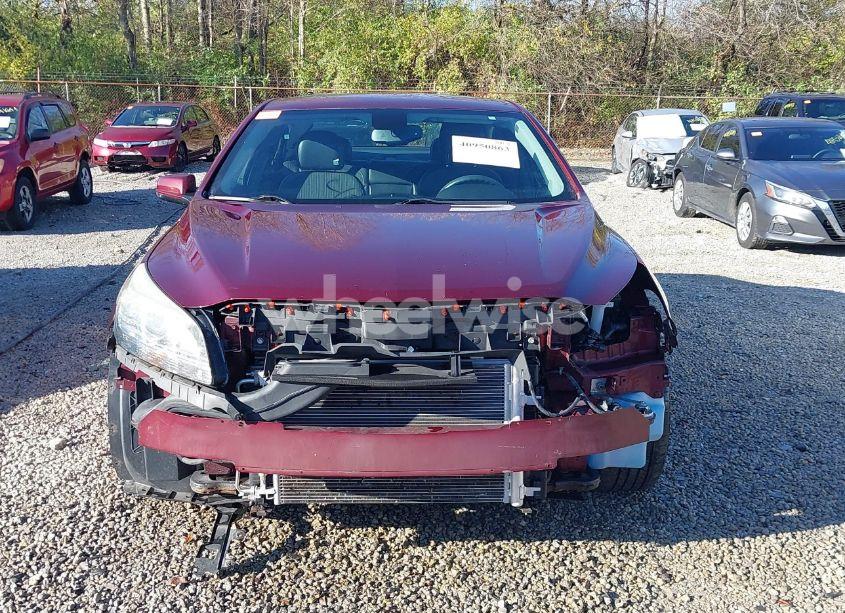 Photo 13 of 2015 Chevrolet Malibu 1LT (VIN 1G11C5SL5FF124800)