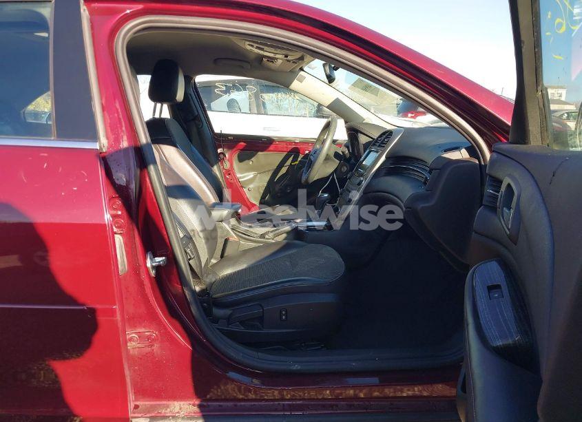 Photo 5 of 2015 Chevrolet Malibu 1LT (VIN 1G11C5SL5FF124800)