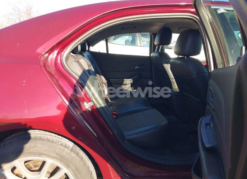 Photo 8 of 2015 Chevrolet Malibu 1LT (VIN 1G11C5SL5FF124800)