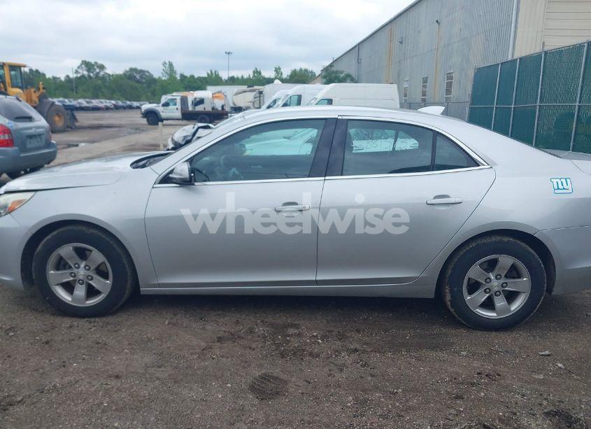 Photo 14 of 2015 Chevrolet Malibu 1LT (VIN 1G11C5SL5FF130709)