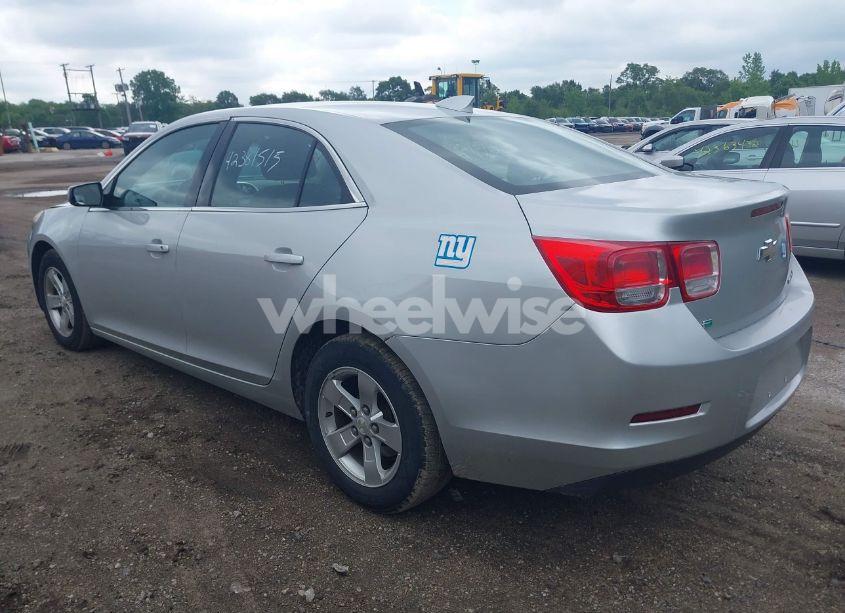 Photo 3 of 2015 Chevrolet Malibu 1LT (VIN 1G11C5SL5FF130709)