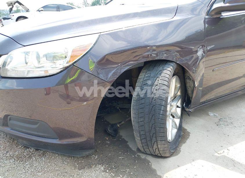 Photo 6 of 2015 Chevrolet Malibu 1LT (VIN 1G11C5SL5FF153231)