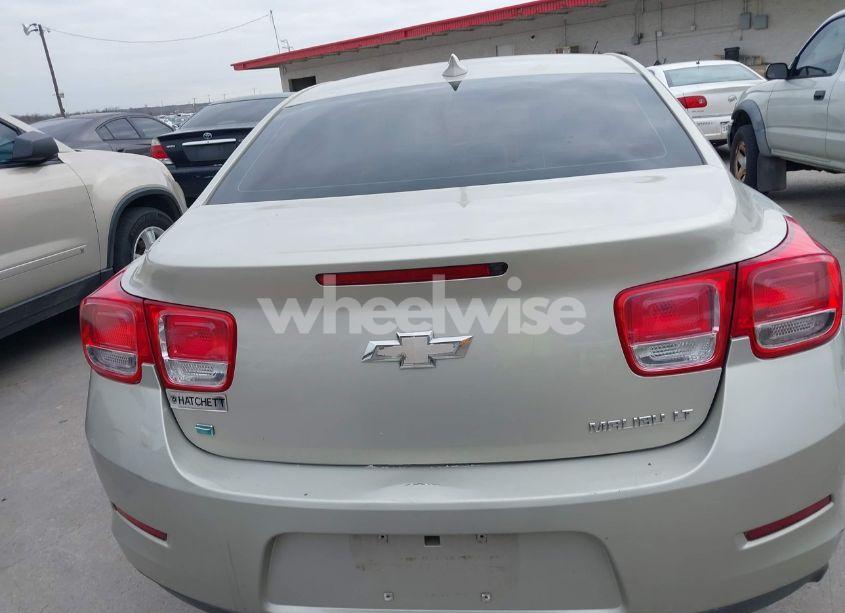 Photo 16 of 2015 Chevrolet Malibu 1LT (VIN 1G11C5SL5FF154976)