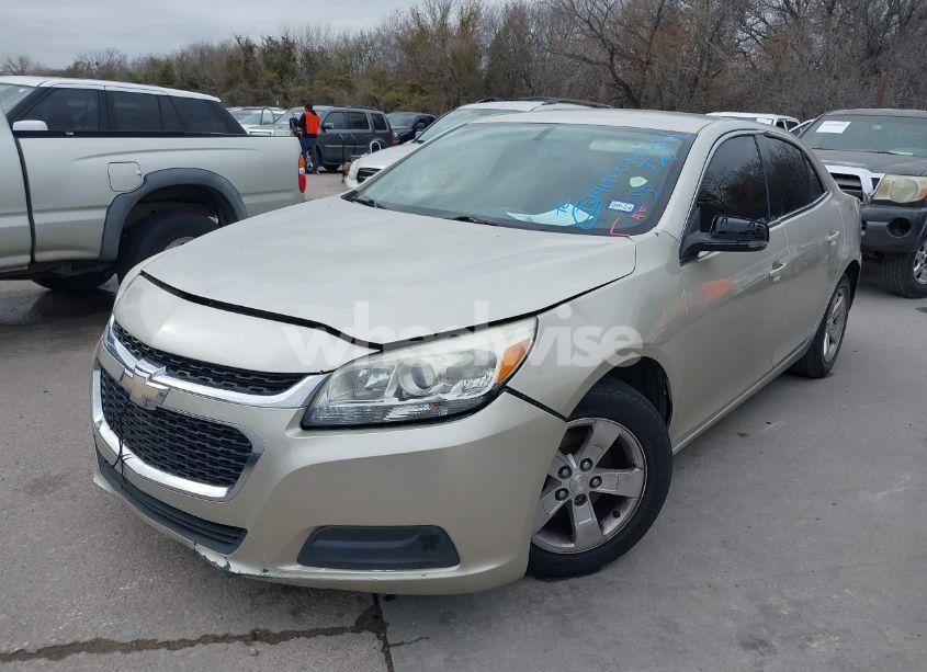 Photo 2 of 2015 Chevrolet Malibu 1LT (VIN 1G11C5SL5FF154976)
