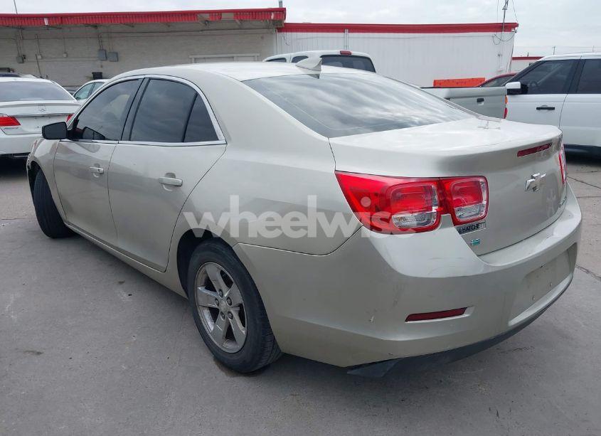 Photo 3 of 2015 Chevrolet Malibu 1LT (VIN 1G11C5SL5FF154976)