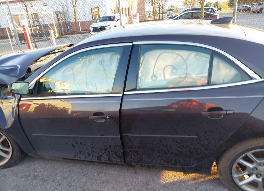 Photo 13 of 2015 Chevrolet Malibu 1LT (VIN 1G11C5SL5FF166464)