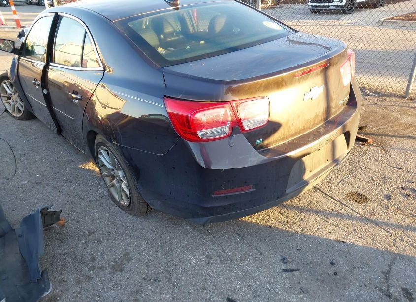 Photo 3 of 2015 Chevrolet Malibu 1LT (VIN 1G11C5SL5FF166464)