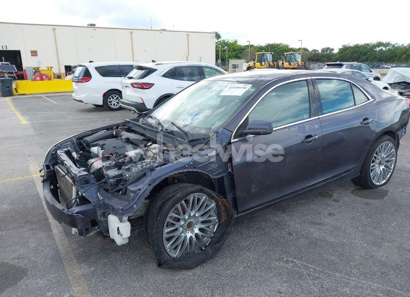 Photo 2 of 2015 Chevrolet Malibu 1LT (VIN 1G11C5SL5FF184656)