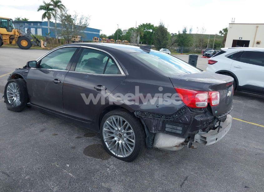 Photo 3 of 2015 Chevrolet Malibu 1LT (VIN 1G11C5SL5FF184656)