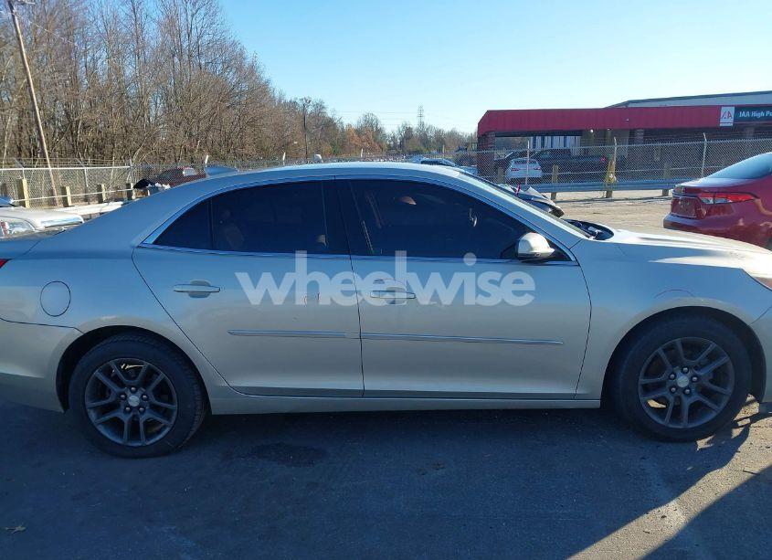 Photo 13 of 2015 Chevrolet Malibu 1LT (VIN 1G11C5SL5FF201715)