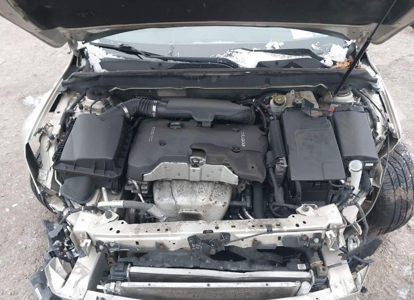 Photo 10 of 2015 Chevrolet Malibu 1LT (VIN 1G11C5SL5FF217624)