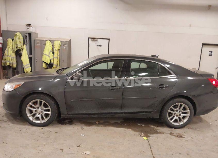 Photo 14 of 2015 Chevrolet Malibu 1LT (VIN 1G11C5SL5FF220930)