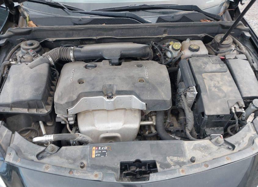 Photo 10 of 2015 Chevrolet Malibu 1LT (VIN 1G11C5SL5FF230339)
