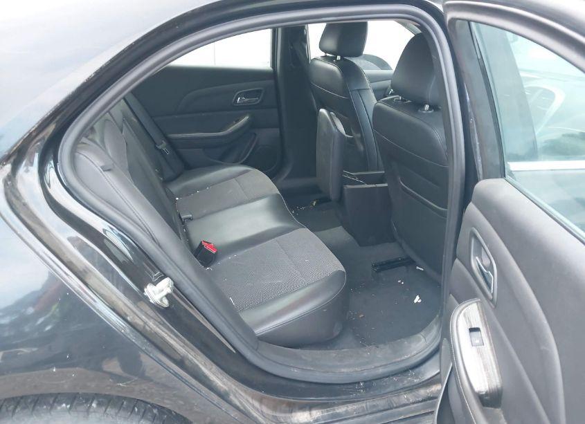 Photo 8 of 2015 Chevrolet Malibu 1LT (VIN 1G11C5SL5FF230339)