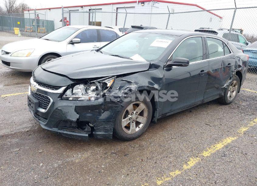 Photo 2 of 2015 Chevrolet Malibu 1LT (VIN 1G11C5SL5FF296955)