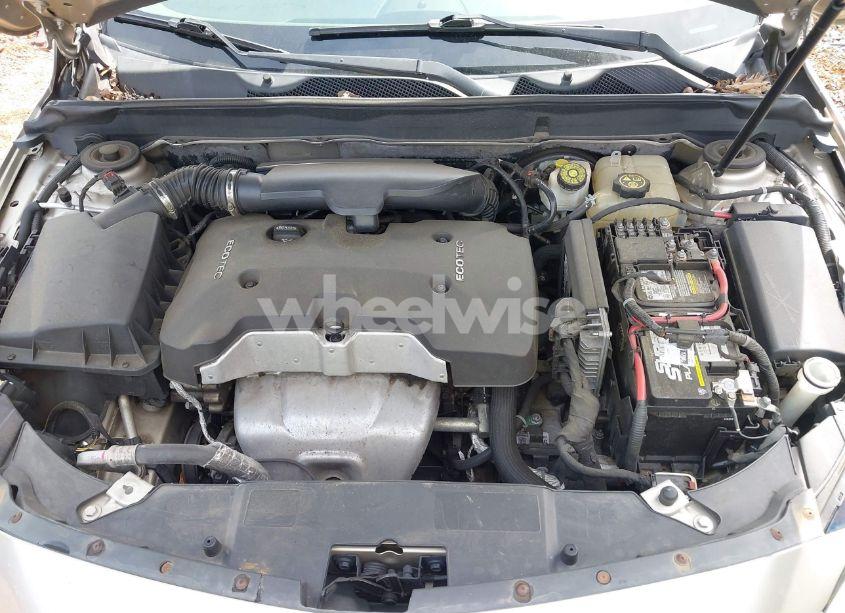 Photo 10 of 2015 Chevrolet Malibu 1LT (VIN 1G11C5SL5FF315889)